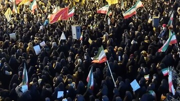 اجتماع شبانه مردم دلفان در شب سی و دوم