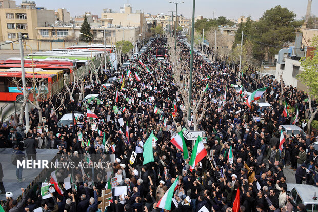 راهپیمایی مردم اصفهان در محکومیت حملات آمریکایی - صهیونیستی