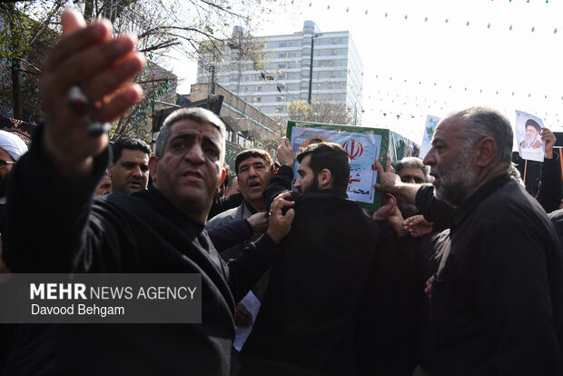 تشییع پیکر مطهر ۴ شهید اقتدار ایران در مشهد