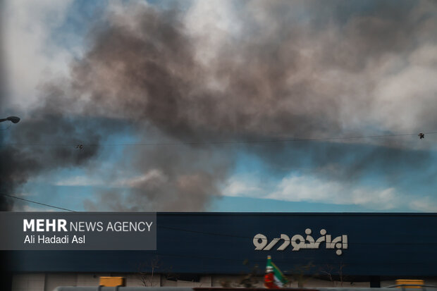 حمله و تجاوز آمریکایی صهیونی به نمایندگی ایران خودرو در غرب تهران