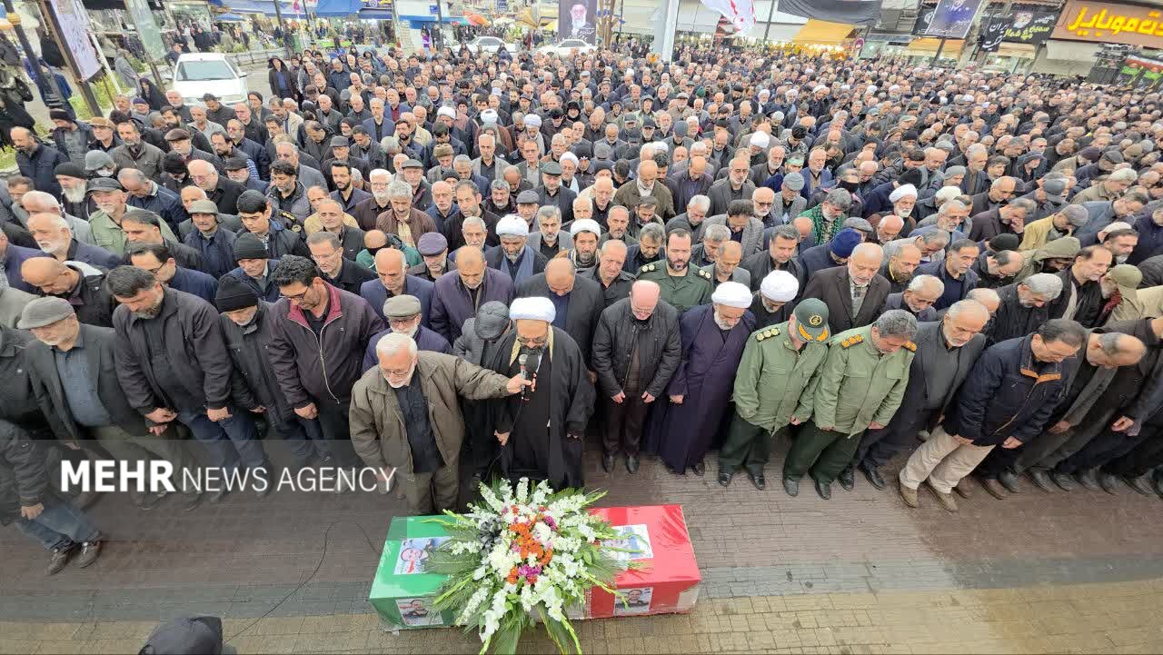 پیکر سردار شهید «کمیل مطیع دوست» در زادگاهش کومله آرام گرفت پیکر سردار شهید «کمیل مطیع دوست» در زادگاهش کومله آرام گرفت