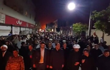 راهپیمایی شیعه و سنی در عسلویه در سوگ رهبر شهید