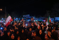 شینگێڕی ئێرانییەکان بۆ شەهادەتی ڕێبەری باڵای ئێران