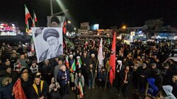 حال و هوای شهر صومعه سرا در هفتمین شب شهادت «قائد امت»