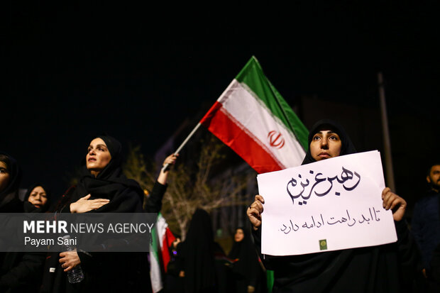 عزاداری و تجمع مردمی در سوگ رهبر شهید در تهرانسر