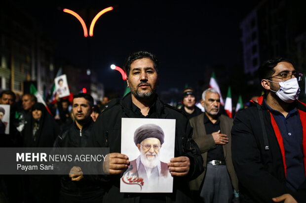 عزاداری و تجمع مردمی در سوگ رهبر شهید در تهرانسر