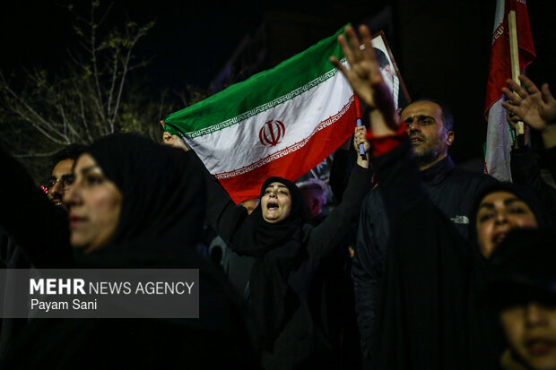 عزاداری و تجمع مردمی در سوگ رهبر شهید در تهرانسر