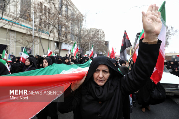 اجتماع بانوان انقلابی تبریز در خونخواهی قائد اُمّت