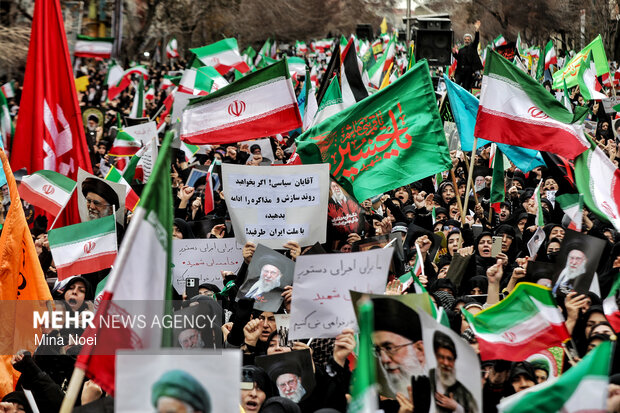 اجتماع بانوان انقلابی تبریز در خونخواهی قائد اُمّت
