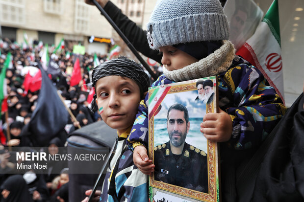 اجتماع بانوان انقلابی تبریز در خونخواهی قائد اُمّت