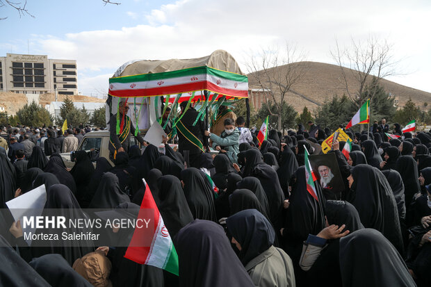 تشییع پیکر شهید «اردشیر رئیسی دهکردی» در شهرکرد