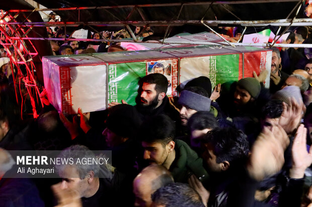 سوگواری مردم ارومیه در هفتمین روز شهادت امام اُمّت