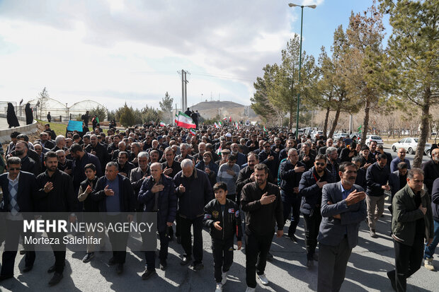 تشییع پیکر شهید «اردشیر رئیسی دهکردی» در شهرکرد