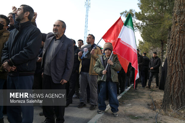 تشییع پیکر شهید «اردشیر رئیسی دهکردی» در شهرکرد