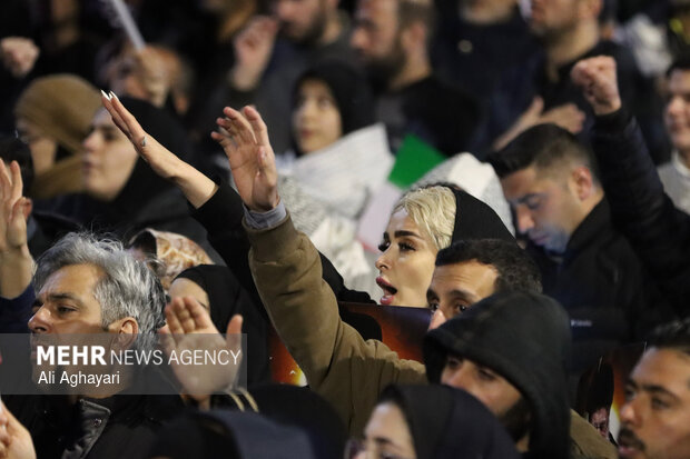 سوگواری مردم ارومیه در هفتمین روز شهادت امام اُمّت