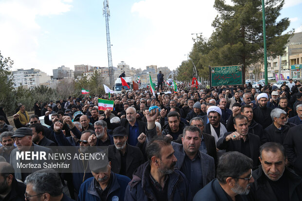 تشییع پیکر شهید «اردشیر رئیسی دهکردی» در شهرکرد
