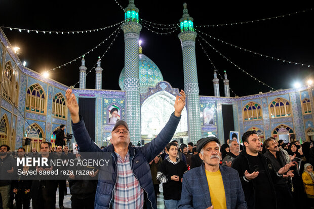 اجتماع دانش آموزان شهرستان آران و بیدگل در محکومیت تجاوز آمریکا و رژیم صهیونیستی