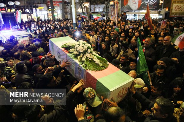 اجتماع بجنوردی‌ها در هفتمین روز شهادت رهبر انقلاب