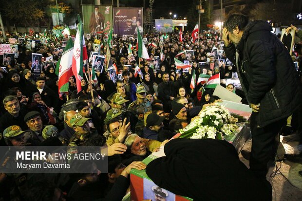 اجتماع بجنوردی‌ها در هفتمین روز شهادت رهبر انقلاب