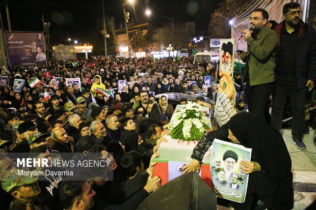 اجتماع بجنوردی‌ها در هفتمین روز شهادت رهبر انقلاب