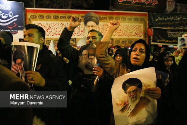 اجتماع بجنوردی‌ها در هفتمین روز شهادت رهبر انقلاب