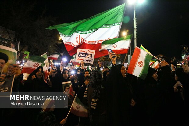 اجتماع بجنوردی‌ها در هفتمین روز شهادت رهبر انقلاب