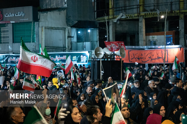 اجتماع شبانه مردم گرگان در سوگ و خونخواهی رهبر شهید