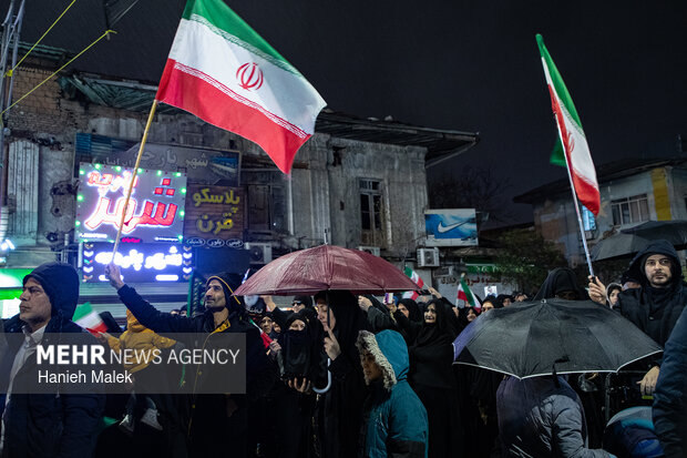 اجتماع شبانه مردم گرگان در سوگ و خونخواهی رهبر شهید