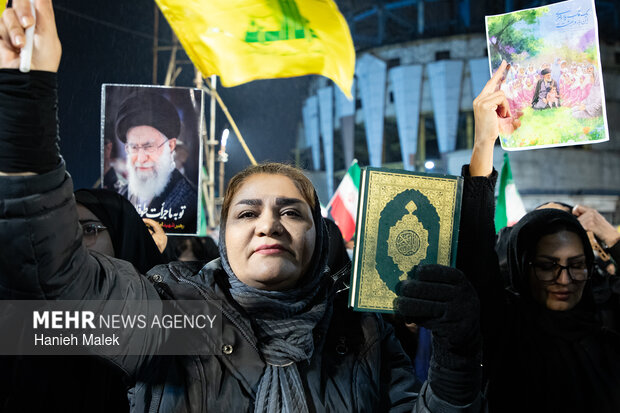 اجتماع شبانه مردم گرگان در سوگ و خونخواهی رهبر شهید