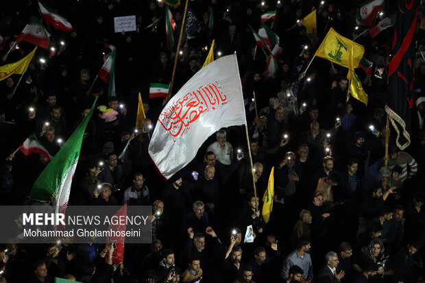 اجتماع بوشهری‌ها در هفتمین روز شهادت رهبر انقلاب
