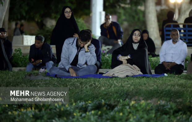 اجتماع بوشهری‌ها در هفتمین روز شهادت رهبر انقلاب