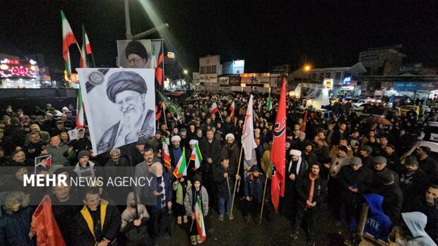 حال و هوای شهر صومعه سرا در هفتمین شب شهادت «قائد امت»