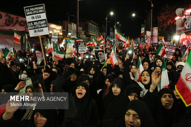 دسته‌ی عزاداری هیئت‌‌ فاطمیون‌‌ زنجان در رثای شهادت رهبر انقلاب