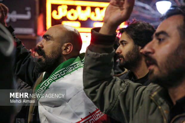 دسته‌ی عزاداری هیئت‌‌ فاطمیون‌‌ زنجان در رثای شهادت رهبر انقلاب