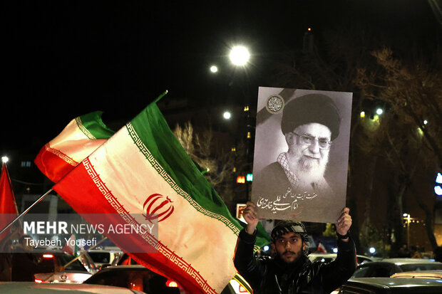 اجتماع عظیم فتح خیبر در هفتیمن روز شهادت رهبر انقلاب در همدان