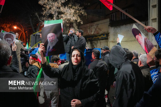 رجز خوانی کردی کرمانشاهیان در شب چهل و سوم حضور در خیابان