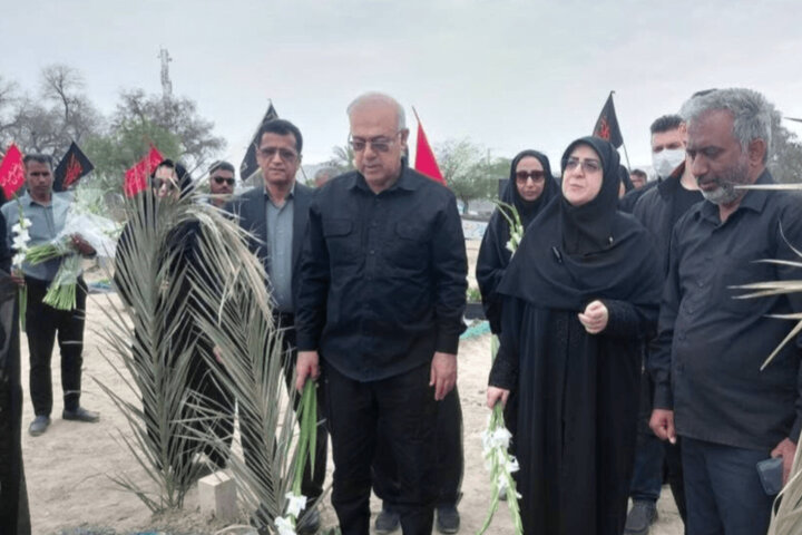 حضور سخنگوی دولت در مدرسه شجره طیبه میناب