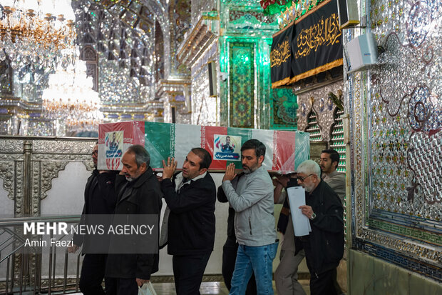 وداع با پیکر شهدای اقتدار وطن در حرم شاهچراغ(ع)