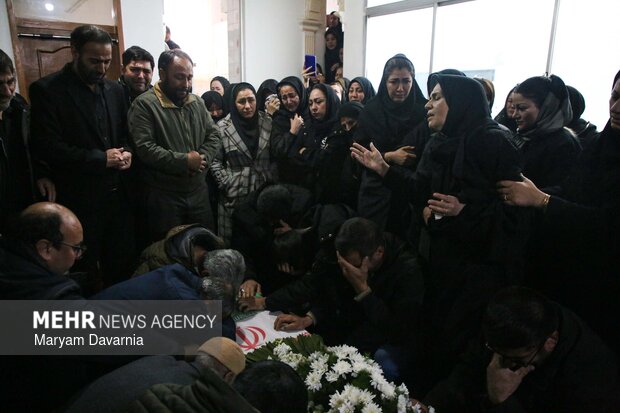 تشییع و خاکسپاری پیکر ۲ شهید حملات آمریکا و رژیم صهیونیستی در بجنورد