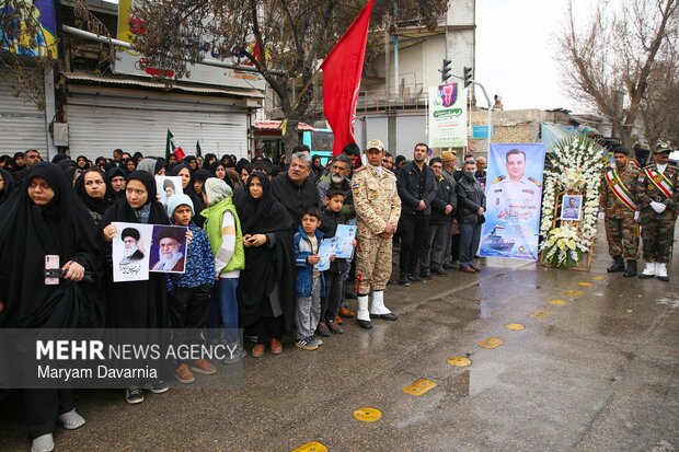 تشییع و خاکسپاری پیکر ۲ شهید حملات آمریکا و رژیم صهیونیستی در بجنورد