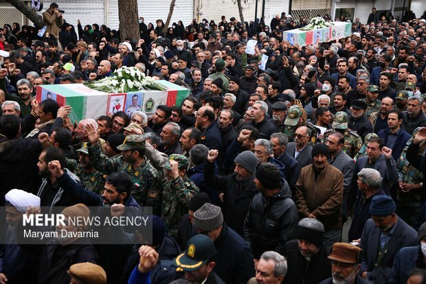 تشییع و خاکسپاری پیکر ۲ شهید حملات آمریکا و رژیم صهیونیستی در بجنورد