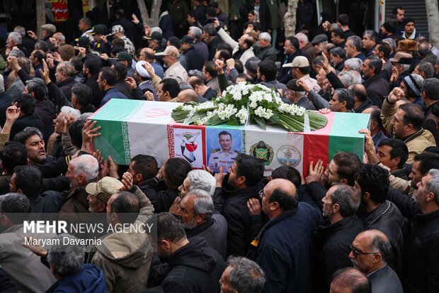 تشییع و خاکسپاری پیکر ۲ شهید حملات آمریکا و رژیم صهیونیستی در بجنورد