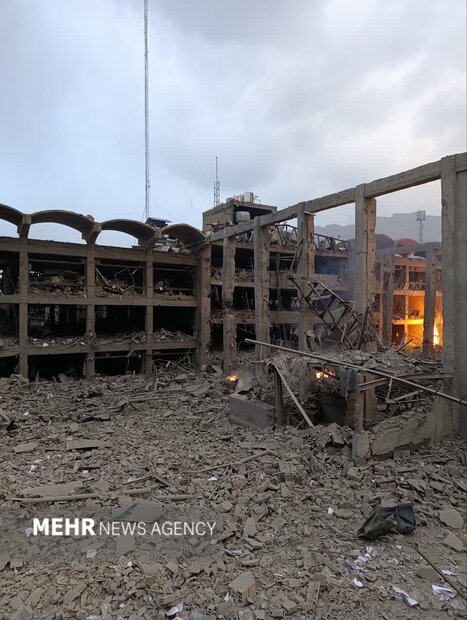 تصاویری از حملات هوایی به ساختمان سازمان جهاد کشاورزی لرستان