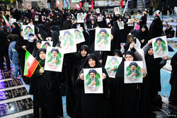 شادی مردم رشت پس از اعلام رهبری آیت الله مجتبی خامنه‌ای