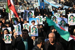 بیعت مردم ورامین با سومین رهبر انقلاب