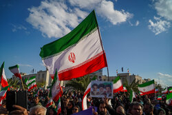 امام جمعه کازرون: اتحاد ملی پشتوانه‌ای محکم برای نیروهای مسلح کشور است