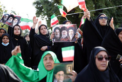 اجتماع بیعت مردم بوشهر با آیت الله سید مجتبی خامنه‌ای