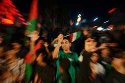 اجتماع حماسی و شبانه مردم رودان با حضور موکب داران عراقی