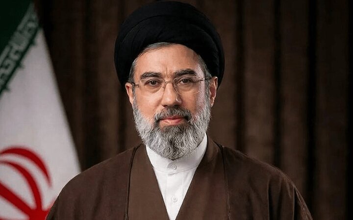 آیتالله سید مجتبی خامنهای سومین رهبر جمهوری اسلامی ایران شد آیتالله سید مجتبی خامنهای سومین رهبر جمهوری اسلامی ایران شد