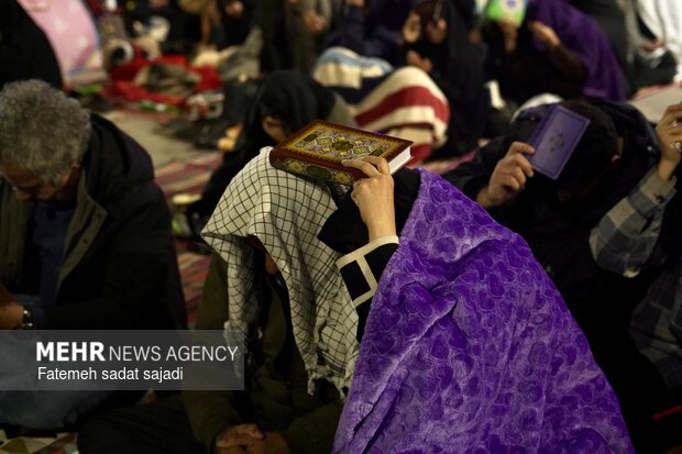 احیای شب نوزدهم ماه مبارک رمضان در کرمان